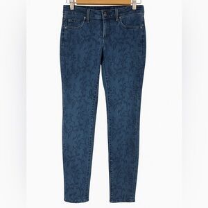 Earl Jeans Floral Tone-on-Tone Denim – Size 6